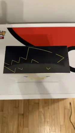Pokemon TCG: 25th Anniversary Celebrations Elite Trainer Box Sealed Etb!!!!!!!!! 820650809439 - Image 2
