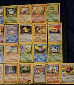 POKEMON TCG MIXED LOT OF 25 VINTAGE CARDS - Image 3