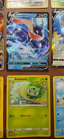 Lot of 33 Pokemon Cards 2016-2022 - Image 3