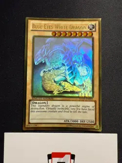 Blue-Eyes White Dragon - Gold Ghost Rare GLD5-EN001 - LP - YuGiOh - Image 2