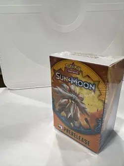 Pokemon TCG 2017 Sun & Moon BASE SET Prerelease Kit FACTORY SEALED - Image 4