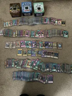 Yugioh Collection Around 1300 Cards Inc 2 SDK Blue Eyes And SDJ Red eyes - Image 3