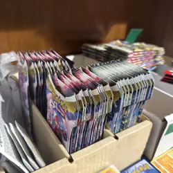 Lost Origin Booster Pack - 22 NEW English Factory Sealed Pokemon Packs - BLISTER - Image 1
