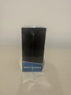 Pokemon TCG Scarlet & Violet Black Bolt Booster Bundle - Image 4