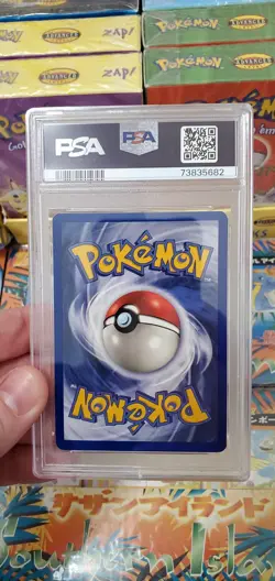 Pokemon 1999 1st Edition Jungle Pidgeot Holo ? 8/64 PSA 8 Near Mint-Mint! - Image 4