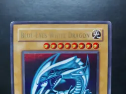 Yugioh - Blue-Eyes White Dragon SDK-A001 Ultra Rare - Image 2