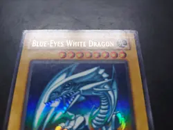 Yugioh - Blue-Eyes White Dragon SDK-A001 Ultra Rare - Image 4