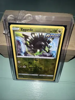 Zygarde 118/203 Pokemon Evolving Skies Sword & Shield Reverse Holo Rare NM - Image 1