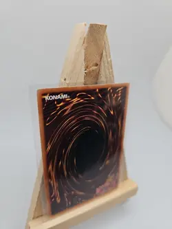 Yu-Gi-Oh Deck Lockdown LODT-EN060 1st Edition Near Mint Condition - Image 5