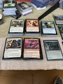 MTG Marvel Spiderman Lot of over 450+ cards C, U, L, and T cards foils and box! - Image 5