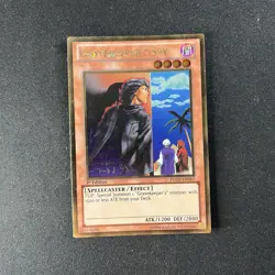 Gravekeeper's Spy (PGLD-EN082) - Gold - 1st Edition - Image 1