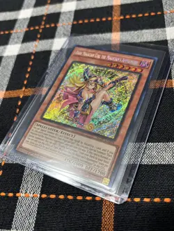 Dark Magician Girl the Magician's Apprentice (Secret Rare) Yu-Gi-Oh! ALIN-EN004 - Image 2