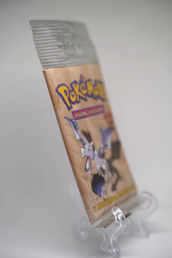 Pokemon WOTC Fossil Unlimited Booster Pack Vintage Sealed TCG Aerodactyl - Image 4