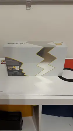 Pokemon TCG Celebrations Ultra Premium Collection Box New Factory Sealed 820650829147 - Image 3