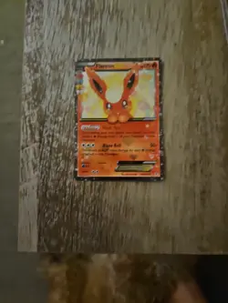 Flareon EX RC6/RC32 Radiant Collection Holo Card - Image 1