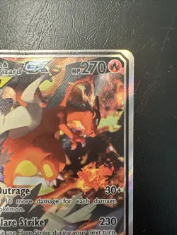 Pokemon Sun & Moon Promo Ultra Rare Reshiram & Charizard GX SM201 - Image 3