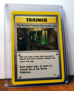 POKEMON THE ROCKET'S TRAINING GYM 104/132 RARE TRAINER GYM HEROES LP-NM - Image 5