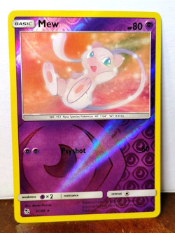POKEMON MEW 32/68 REVERSE HOLO RARE HIDDEN FATES LP-NM - Image 1