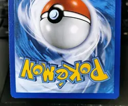 POKEMON MEW 32/68 REVERSE HOLO RARE HIDDEN FATES LP-NM - Image 4