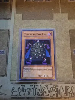 YUGIOH THOUSAND-EYES IDOL PSV-083 COMMON 1ST ED LP 1996 PRINT - Image 1