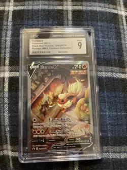 Flareon V SWSH179 SWSH: Sword & Shield Promo Cards Holo - Image 1