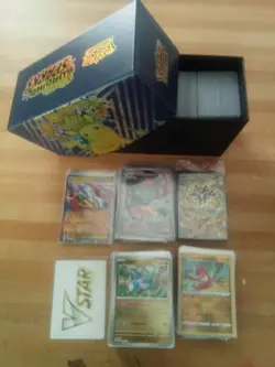 Pokemon 500+ Pokemon TCG Trading Cards Collection. Includes Full Art Ivysaur. 636996769661 - Image 1