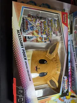 POKEMON Prismatic Evolutions Premium Figure & Accessory Pouch Collections - Image 3