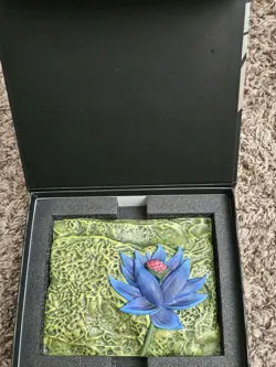 Black Lotus Relief Sculpture (Serialized #203 / 5000) w/ metal and 2 proxy cards - Image 2