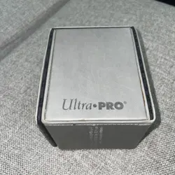 Pokemon TCG Mewtwo Premium Alcove Flip Box 2020 Ultra Pro Deck Box USED - Image 2