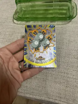 2000 TOPPS Pokemon Magneton #82 TV Animation - Series 2 Holo Foil NM - Image 3
