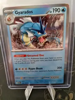 Pokemon TCG Gyarados Holo Card 130/165 Scarlet & Violet Rare NM - Image 1