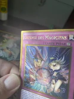 Carte Yu-gi-oh Defense Des Magiciens MVP1-FRG28 1st Gold Rare Francais Occasion - Image 5