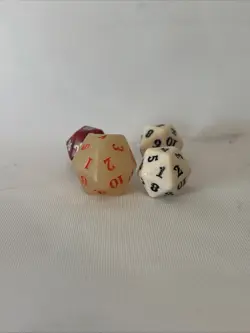 Lot of 100 +- MTG Cards Magic The Gathering Collection (Prebuilt Decks) (Dice) - Image 3