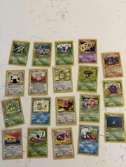 Lot of 19 Pokemon Jungle Set Unlimited Cards- Near Mint/ Light Play LOT #7 - Image 1