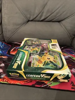 2022 POKEMON LEAFEON VSTAR SPECIAL COLLECTION BOX SET SEALED - Image 3