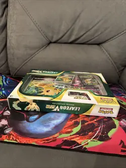 2022 POKEMON LEAFEON VSTAR SPECIAL COLLECTION BOX SET SEALED - Image 4