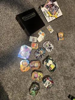 Huge 1000+ Pokemon and Yugioh card lot UR, Holos, SR, 50+ VINTAGE CARDS - Image 1