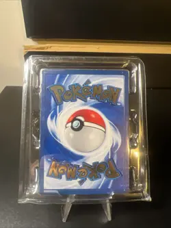 Pikachu Gold Metal Card 58/102 - Celebrations 25th Anniversary - Pokemon TCG - Image 2
