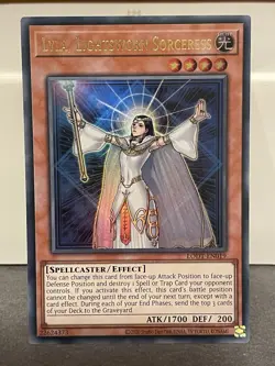 Lyla, Lightsworn Sorceress - LODT-EN019 - Ultra Rare - Unlimited Edition - NM - Image 1