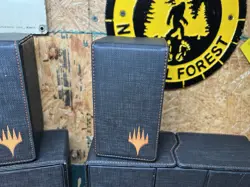 4 Ultra Pro Magic The Gathering Mythic Edition Premium Deck Box Alcove Vault - Image 2