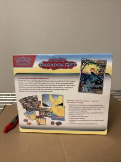 *READ* POKEMON Paradox Rift Elite Trainer Box ETB Roaring Moon New - Image 3