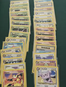 Vintage Pokemon Halo rare and below lot over 150 cards - Image 4