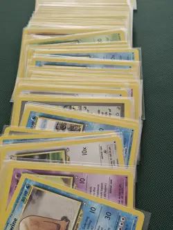 Vintage Pokemon Halo rare and below lot over 150 cards - Image 5