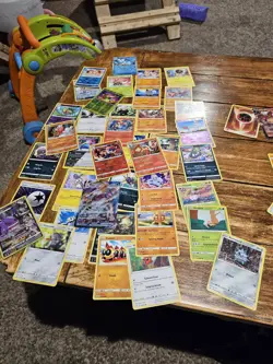Random Pokemon Cards - Image 3
