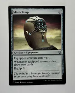 Skullclamp Commander Legends Battle For Baldurs Gate #870 NM MTG - Image 1