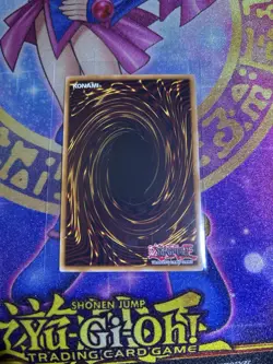 Buster Blader LCYW-EN020 Secret Rare MINT Condition + Foil Bleed - Image 2