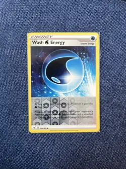 Wash Energy 165/185 - Reverse Holo - Vivid Voltage Pokemon Card - Image 1