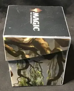 Magic The Gathering ~ Modern Horizons 3 ~ Emerald Medallion ~ Deck Box ~ OEJ - Image 3