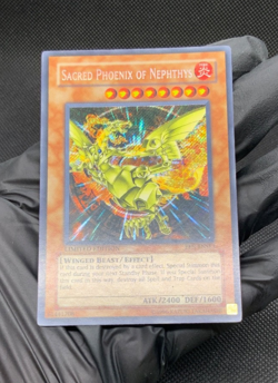 Yu-Gi-Oh! Sacred Phoenix of Nephthys EEN-ENSE3 *Secret Rare/Limited Edition* - Image 1