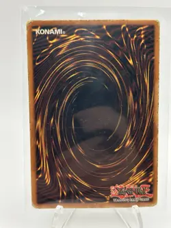 Dark Magician SDY-006 Starter Deck: Yugi Unlimited Ultra Rare MP Yu-Gi-Oh! Card - Image 3